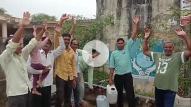 झालरापाटन: झालरापाटन की ग्राम पंचायत समराई गांव में पीने के पानी की समस्या को लेकर ग्रामीणों ने किया प्रदर्शन