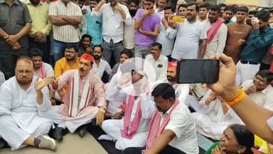 4 साल के मासूम बेकसूर फतेह को

 न्याय दो न्याय दो।😪