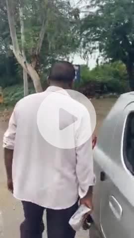 झौथरी: एसपी का ये कैसा ऑपरेशन संस्कार, बदमाशों में संस्कार डालते-डालते पुलिस कर्मी खुद भूले संस्कार, एक हैड कांस्टेबल का वीडियो