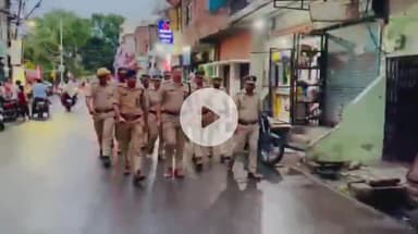 शाहजहांपुर: पुलिस अधीक्षक ने थाना कोतवाली क्षेत्र में किया पैदल गश्त