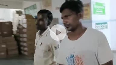 सुपौल: नगर परिषद वार्ड 11 में शराब के नशे में मारपीट, परिजनों ने आरोपी को पुलिस को सौंपा