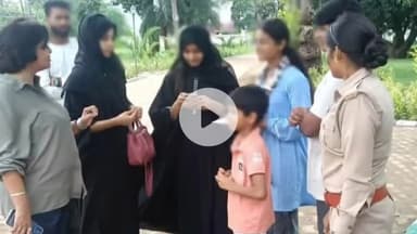 ठाकुरद्वारा: वरिष्ठ पुलिस अधीक्षक मुरादाबाद के निर्देशन में मिशन शक्ति अभियान के तहत महिलाओं को किया गया जागरूक