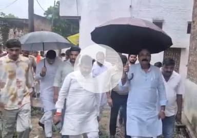 बाह: जसोल पुरा गांव में गैस सिलेंडर हादसे के पीड़ित परिवारों से मिले सांसद चाहर, 4-4 लाख की मदद का आश्वासन दिया