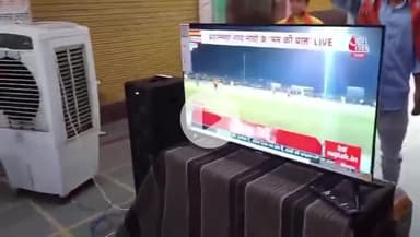 टीकमगढ़: टीकमगढ़ में 808 बूथों पर 'मन की बात' का प्रसारण, केंद्रीय मंत्री ने कार्यकर्ताओं संग प्रधानमंत्री का संबोधन सुना