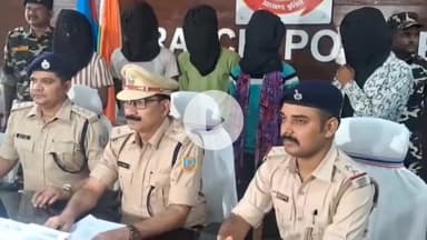 कांके: चुटिया थाना क्षेत्र से पुलिस ने मोबाइल छीनने वाले गिरोह के पांच आरोपियों को किया गिरफ्तार