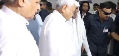 पटना ग्रामीण: बिहार के पूर्व मंत्री श्याम रजक के आवास पर सीएम नीतीश कुमार, श्रद्धांजलि सभा में हुए शामिल