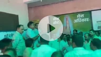 बीसलपुर: अधिवक्ताओं से विवाद के बाद पूरनपुर तहसील से हटाए गए तहसीलदार हबीब उर रहमान अंसारी