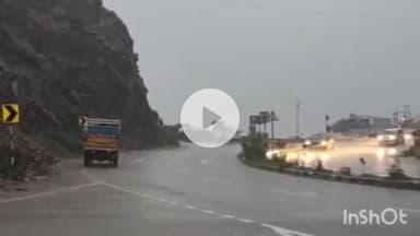 कंडाघाट: उपमंडल कंडाघाट में रविवार सुबह से बारिश का दौर जारी, प्रशासन ने लोगों से नदी-नालों से दूर रहने का किया आग्रह