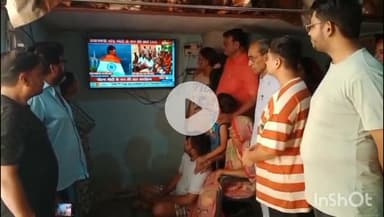 चूरू: भाजपा कार्यकर्ताओं ने बूथ संख्या 160 पर सुनी मोदी की मन की बात