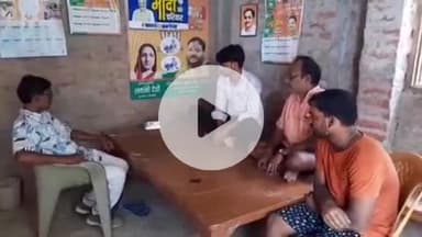 बलरामपुर: नगर मंडल के बूथों पर भाजपा कार्यकर्ताओं ने सुनी प्रधानमंत्री नरेंद्र मोदी के मन की बात का 125वां एपिसोड