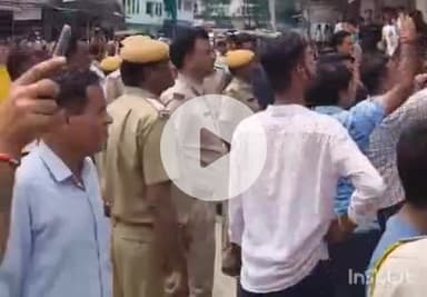 बारां: मेला ग्राउंड पर पथ संचलन मार्ग को लेकर एक वर्ग ने जताई नाराजगी, मौके पर भारी भीड़ जमा, कलेक्टर और एसपी मौजूद