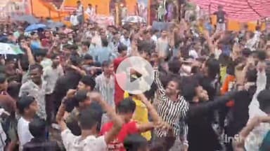 संभल: सराय तरीन पक्का बाग प्राचीन मंदिर पर विशाल भंडारे में सांस्कृतिक कार्यक्रम में युवाओं ने जमकर झूमे, पुलिस भी रही मौजूद