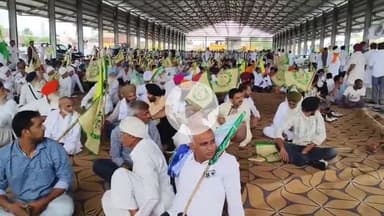 थानेसर: प्रदेश भर से हज़ारों किसान कुरुक्षेत्र स्थित मुख्यमंत्री आवास कार्यालय के बाहर पहुंचे, भारी पुलिस बल तैनात