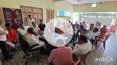 बलरामपुर: गोविंद बाग स्थित कैंप कार्यालय पर सदर विधायक पलटू राम ने जनता दर्शन में सुनी क्षेत्रवासियों की समस्याएं