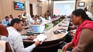 देहरादून: ऋषिपर्णा सभागार, कलेक्टरेट में जनता दर्शन कार्यक्रम का आयोजन, 122 शिकायतें हुईं प्राप्त