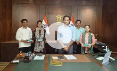 सागर नगर: कलेक्टर ने मुख्यमंत्री बाल कोविड सेवा योजना के लाभार्थियों से मुलाकात की