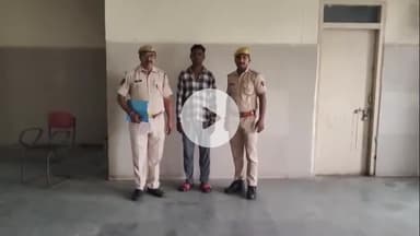 झालरापाटन: झालावाड़ पुलिस ने हथियार की तस्करी करते शातिर बदमाश शाकिर उर्फ शूटर को एक देसी पिस्टल व 4 कारतूस के साथ गिरफ्तार किया