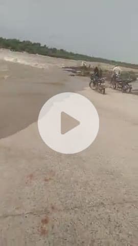 जोजवा से खटवाड़ा मार्ग बंद है आज पुलिया के ऊपर पानी बह रहा है