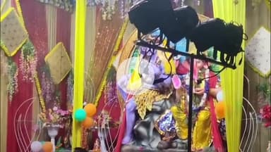 कन्नौज: कन्नौज शहर के मोहल्ला ठकुराना में गणेश महोत्सव के दौरान भक्ति गीतों पर बच्चों का कार्यक्रम, देखें बच्चों का नृत्य