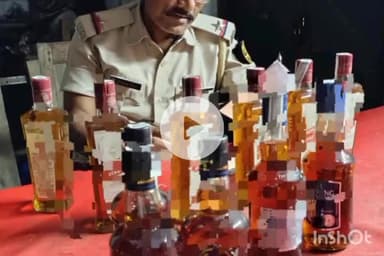 गया टाउन सीडी ब्लॉक: शराब कांड में 2 आरोपी, महुआ व विदेशी शराब, एक बाइक और 2 नाबालिग बालक निरुद्ध