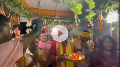 मदनपुर: दुर्गा चौक पर आयोजित भव्य महाआरती में लोजपा नेता प्रमोद कुमार सिंह हुए शामिल