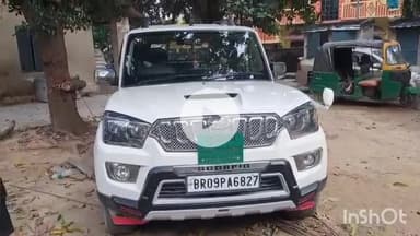 मुंगेर: चाचा मुखिया प्रतिनिधि की स्कॉर्पियो पर 4 अपराधियों ने की 5 राउंड फायरिंग, चचेरा भाई भी शामिल