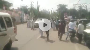 पटना ग्रामीण: पटना के गांधी मैदान में वोटर अधिकार यात्रा के समापन में शामिल हुए तेजस्वी यादव