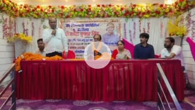 उतरौला: उतरौला के रजिस्ट्री ऑफिस के सब रजिस्ट्रार को सेवानिवृत्ति पर दी गई अश्रुपूरित भावभीनी विदाई