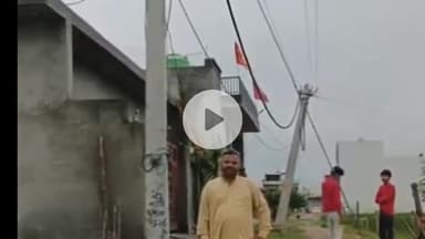 जगाधरी: रामनगर कॉलोनी में 11000 वोल्टेज की तारों से परेशान मलिक, शिकायत के बाद भी नहीं निकला कोई हल