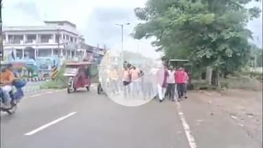 बरेली: बरेली में शहीद गेट से रेलवे द्वारा दुकान हटाने के फैसले के बाद व्यापारियों ने शुरू किया विरोध