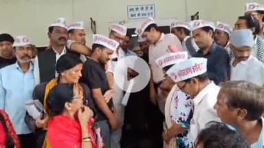 झांसी: बुंदेलखंड राज्य की मांग को लेकर बुंदेलखंड क्रांति दल ने कलेक्ट्रेट में डीएम को सौंपा ज्ञापन