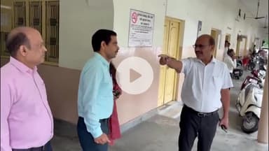 मुज़फ्फरनगर: मुज़फ्फरनगर DM उमेश कुमार मिश्रा का सख़्त एक्शन, ऑफिस में टपक रहा था पानी, DM ने बरसात तक जर्जर बिल्डिंग कराई बंद