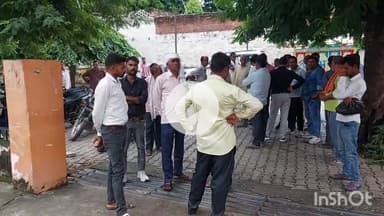 मैनपुरी: किशनी क्षेत्र में आवारा कुत्ते से बाइक टकराने पर महिला बाइक से गिरी, हुई मौत