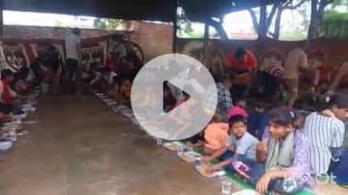 बिधूना: ऐरवाकटरा कस्बा में बुढ़वा मंगल के शुभ अवसर पर जगह-जगह भंडारा चल रहा है, बड़ी संख्या में पहुंचे लोग