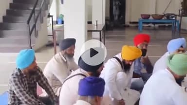 पूरनपुर: गुरुद्वारा गुरु सिंह सभा में पंजाब बाढ़ पीड़ितों की मदद के लिए संगत ने की बैठक