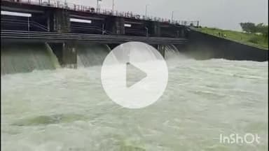 समुद्रपूर: लाल नाला प्रकल्प तुडुंब भरला: ५ दरवाज्यातून पाण्याचा विसर्ग सुरू:नागरीकांना सतर्कतेचे तहसीलदाराचे आवाहन