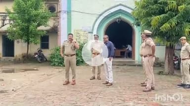 शाहजहांपुर: PET परीक्षा से पूर्व पुलिस अधीक्षक ने केंद्रों का किया निरीक्षण