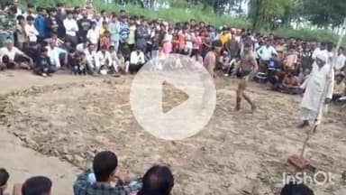 बिधूना: बेला क्षेत्र के हरदू गांव में बुढ़वा मंगल पर हुआ दंगल का आयोजन