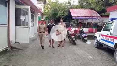 शाहजहांपुर: कोतवाली थाना पुलिस की टीम ने सूदखोरी के मामले में वांछित एक आरोपी को गर्रा पुल के पास से किया गिरफ्तार