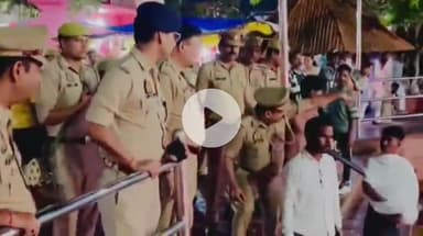 शाहजहांपुर: हनुमतधाम मंदिर के पास से गुजर रही गर्रा नदी में बढ़ते जल स्तर के दृष्टिगत एसपी ने किया निरीक्षण