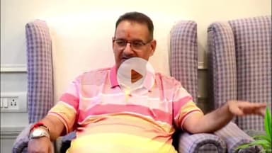 देहरादून: कैंप कार्यालय में शहीद सम्मान यात्रा की तैयारियों की समीक्षा की सैनिक कल्याण मंत्री गणेश जोशी ने