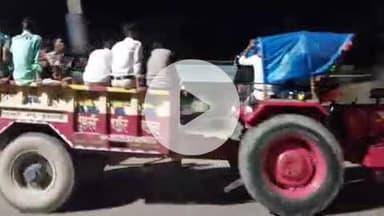 सिराथू: पाबंदियों के बावजूद कड़ा इलाके में ट्रैक्टर ट्रॉलियों में श्रद्धालुओं का आना जारी, रात में दिखने लगे