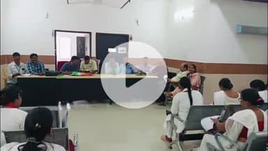 असरगंज: प्राथमिक स्वास्थ्य केंद्र असरगंज में नियमित टीकाकरण को लेकर स्वास्थ्य कर्मियों का एक दिवसीय प्रशिक्षण आयोजित