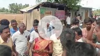 சங்கரன்கோயில்: கே வி ஆலங்குளம் பகுதியில் இரண்டாவது நாளாக பேருந்து சிறை பிடித்த மாணவர்கள்