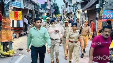 बरेली: एसपी सिटी बरेली मानुस पारीक ने अगस्त मुनि शोभायात्रा के बारावफात के जुलूस को लेकर किया पैदल गश्त