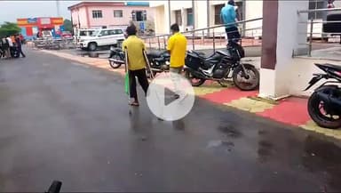 सिंगरौली: बैढ़न थाना क्षेत्र के दिव्यांग व्यक्ति ने ट्राई साइकिल के लिए कलेक्टर से लगाई गुहार