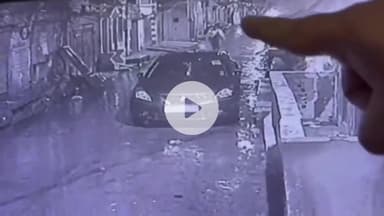 ਅੰਮ੍ਰਿਤਸਰ 2: ਸੁਨਿਆਰਿਆਂ ਵਾਲੇ ਖੂਹ ਇਲਾਕੇ ਦੇ ਵਿੱਚ ਡਿੱਗੀ ਪੁਰਾਣੀ ਬਿਲਡਿੰਗ ਜਾਨੀ ਨੁਕਸਾਨ ਤੋਂ ਰਿਹਾ ਬਚਾ ਸੀਸੀਟੀਵੀ ਵੀਡੀਓ ਆਈ ਸਾਹਮਣੇ