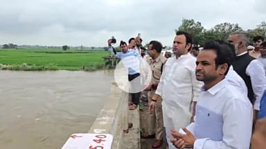 पलवल: राज्य मंत्री गौरव गौतम ने यमुना नदी में बढ़ते जल स्तर को देखते हुए मंगलवार को खादर क्षेत्र का दौरा किया