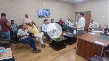 जगाधरी: जिले में कंडम रेहड़ियों और पॉलिथीन पर लगेगी रोक, निगम अधिकारी ने व्यापारियों की बैठक ली