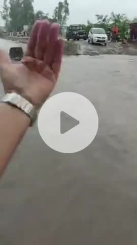 बद्दी: भारी बारिश के कारण बीबीएन की सड़कें बनी नदियां